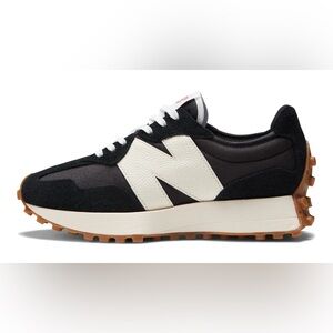 New Balance 327 WS327BL Black Suede Gum Athletic Shoes Sneaker Women's Size 6.5